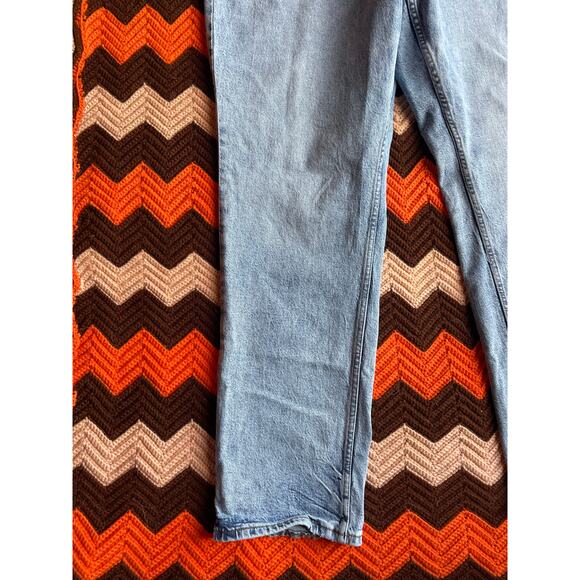 Good American Good Icon Straight Leg 90s Jeans sz 16 - Picture 5 of 10